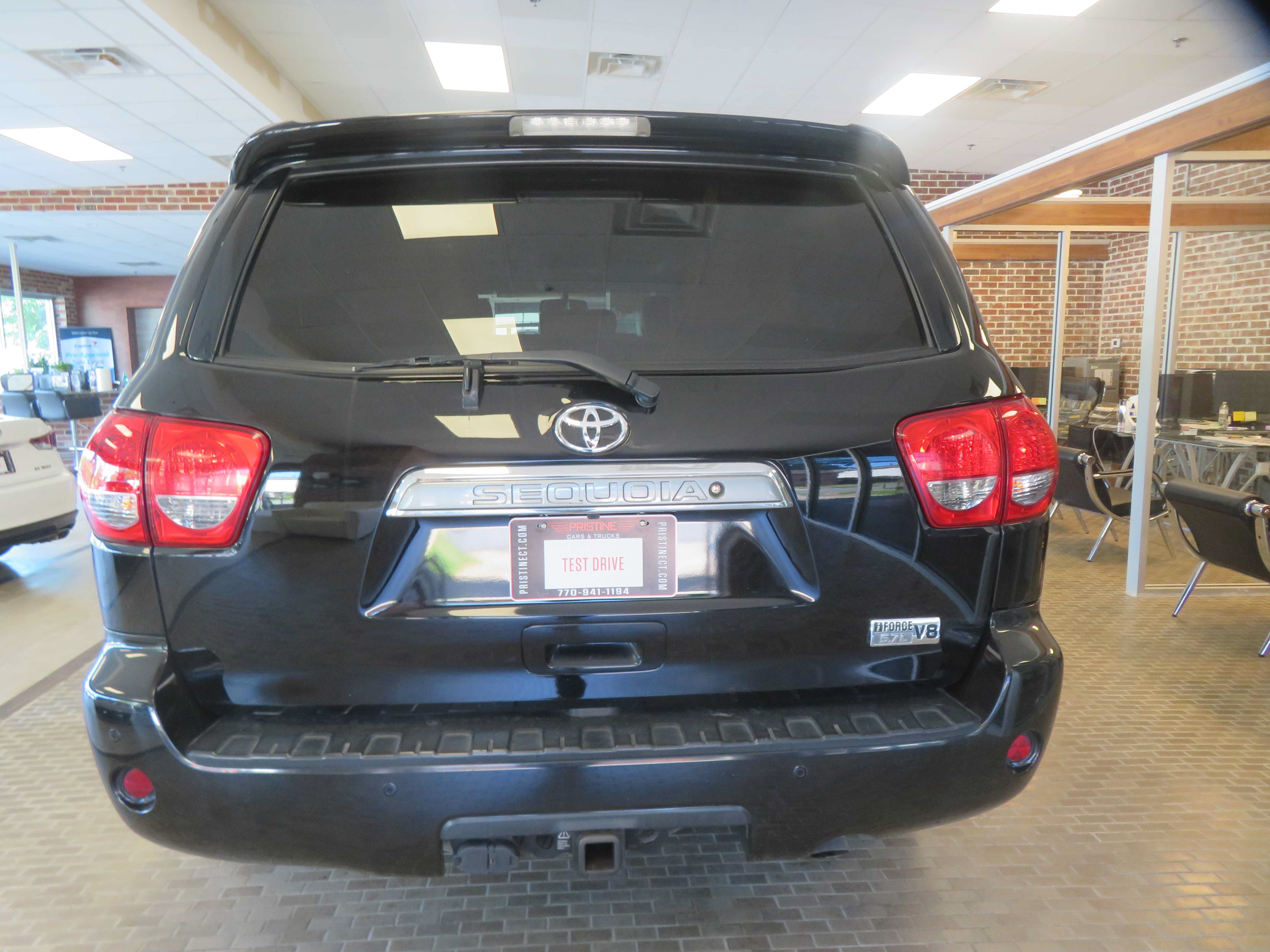 Used 2017 Toyota Sequoia Platinum RWD image 87