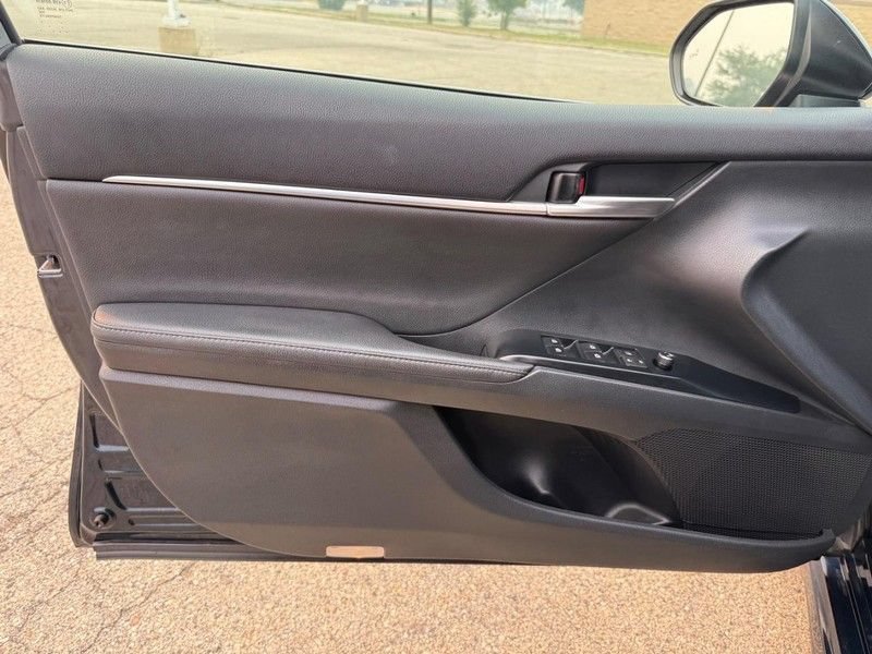 Used 2019 Toyota Camry XSE w/ Driver Assist Package FWD image 19