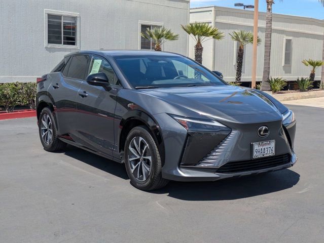 Used 2023 Lexus RZ 450e Premium w/ Technology Package AWD/4WD image 3