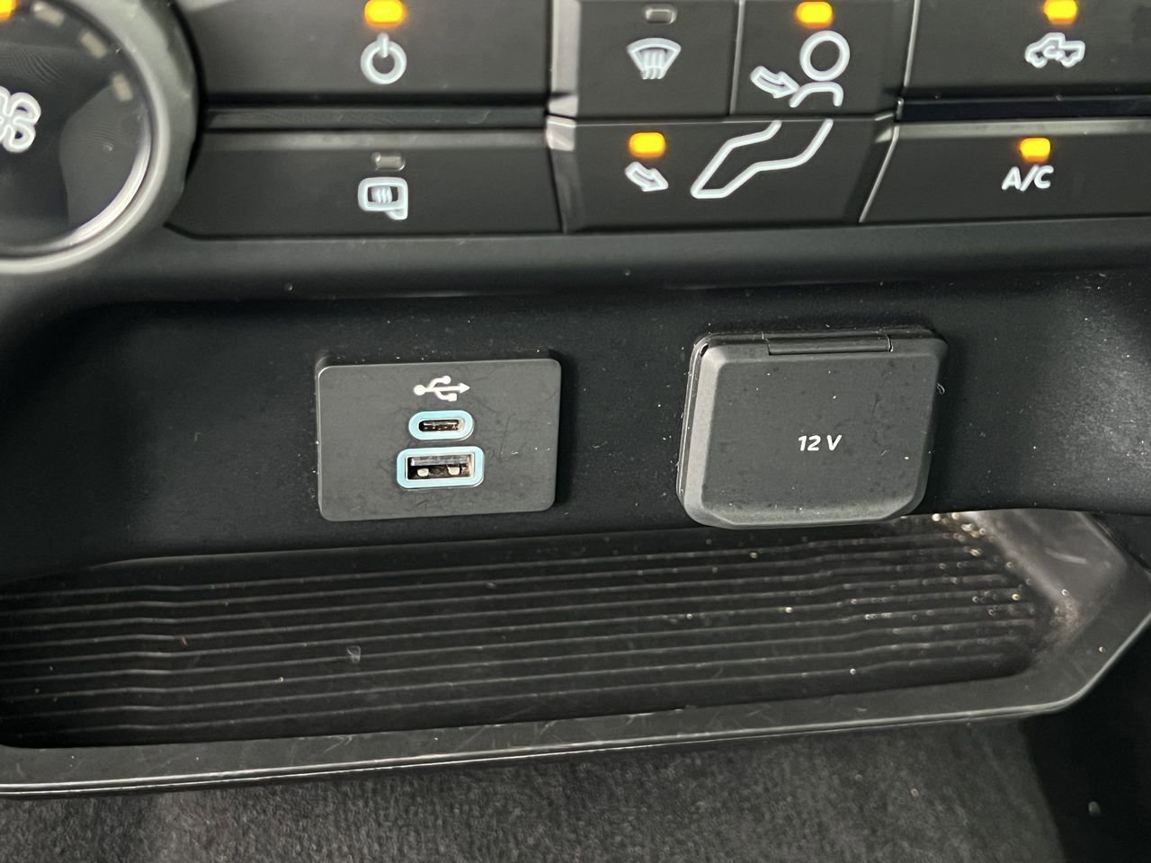 Used 2024 Ford F250 XL w/ STX Appearance Package AWD/4WD image 22