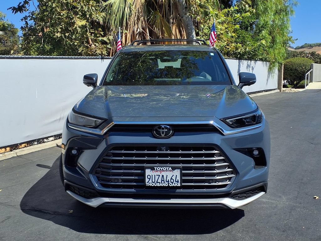 Certified 2025 Toyota Grand Highlander AWD Hybrid image 2