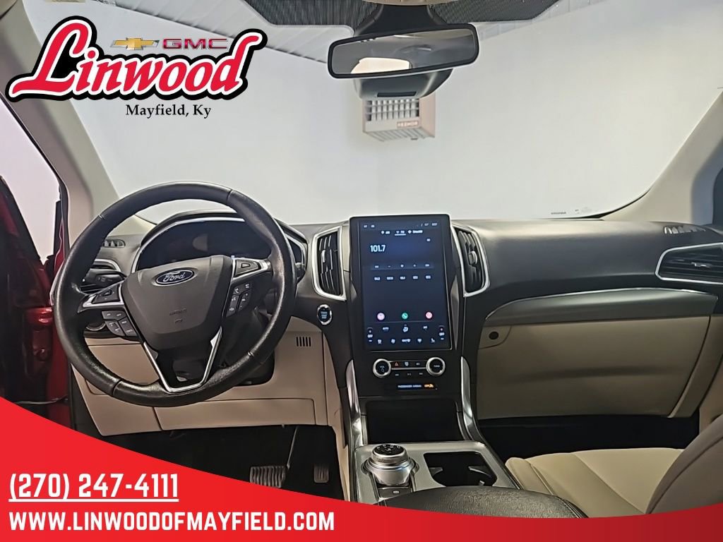 Used 2021 Ford Edge Titanium AWD/4WD image 15