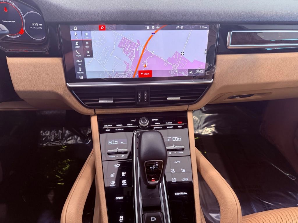 Used 2020 Porsche Cayenne image 26