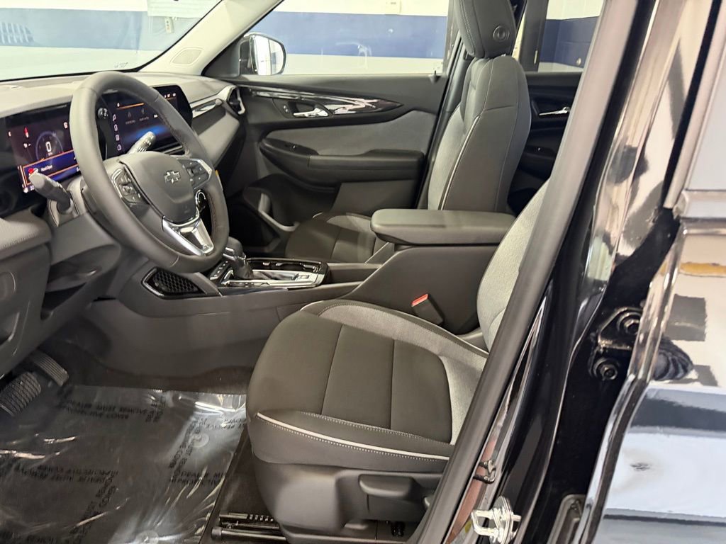 New 2026 Chevrolet TrailBlazer LT w/ Midnight Edition image 28