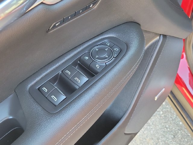 Certified 2024 Cadillac XT6 Premium Luxury w/ LPO, Floor Liner Package FWD image 9