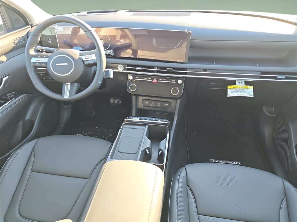 Certified 2025 Hyundai Tucson Limited FWD image 13