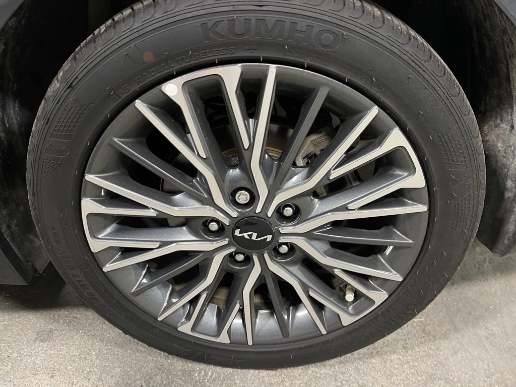 Used 2024 Kia Forte GT-Line w/ GT-Line Premium Package image 37