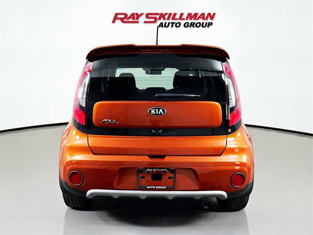 Used 2019 Kia Soul + image 6