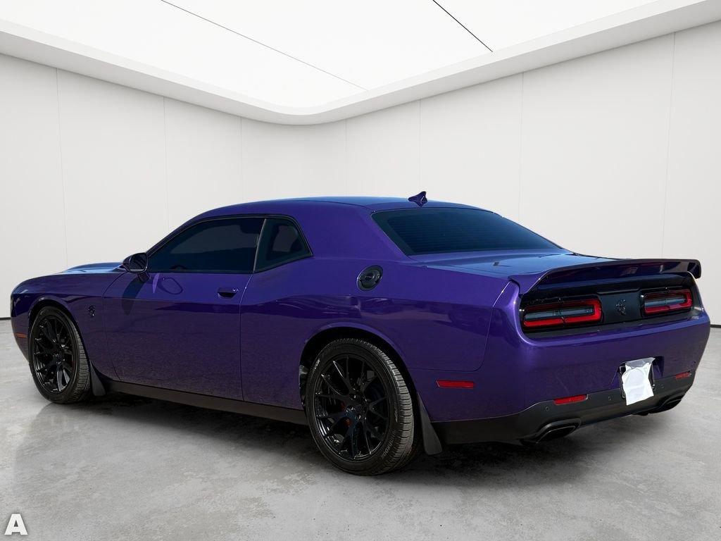 Used 2019 Dodge Challenger SRT Hellcat Redeye image 4
