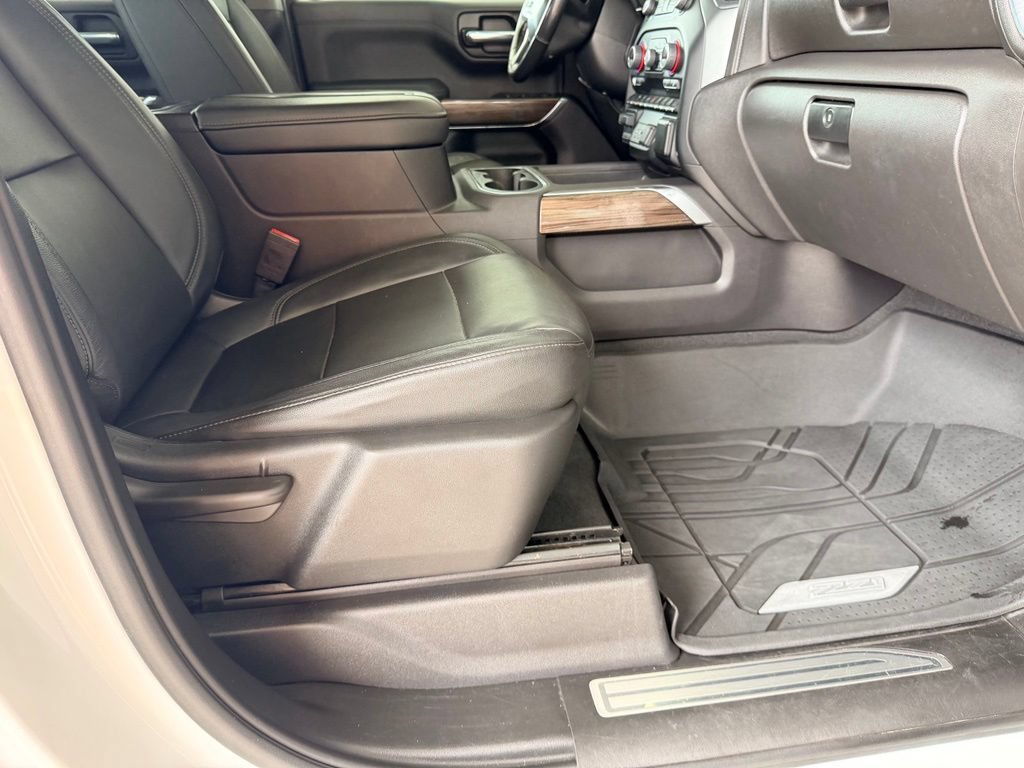 Used 2019 Chevrolet Silverado 1500 RST w/ All-Star Edition AWD/4WD image 40