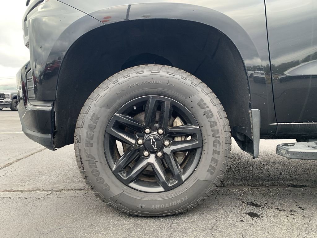 Used 2021 Chevrolet Silverado 1500 LT Trail Boss w/ Bed Protection Package image 18