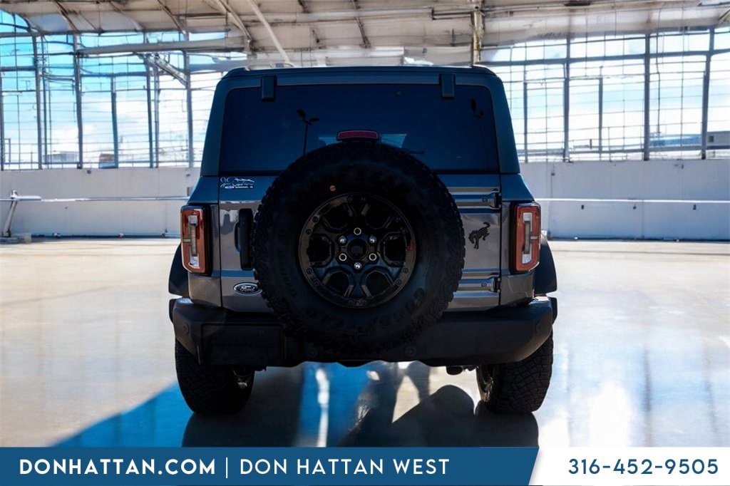 Used 2023 Ford Bronco Wildtrak image 34