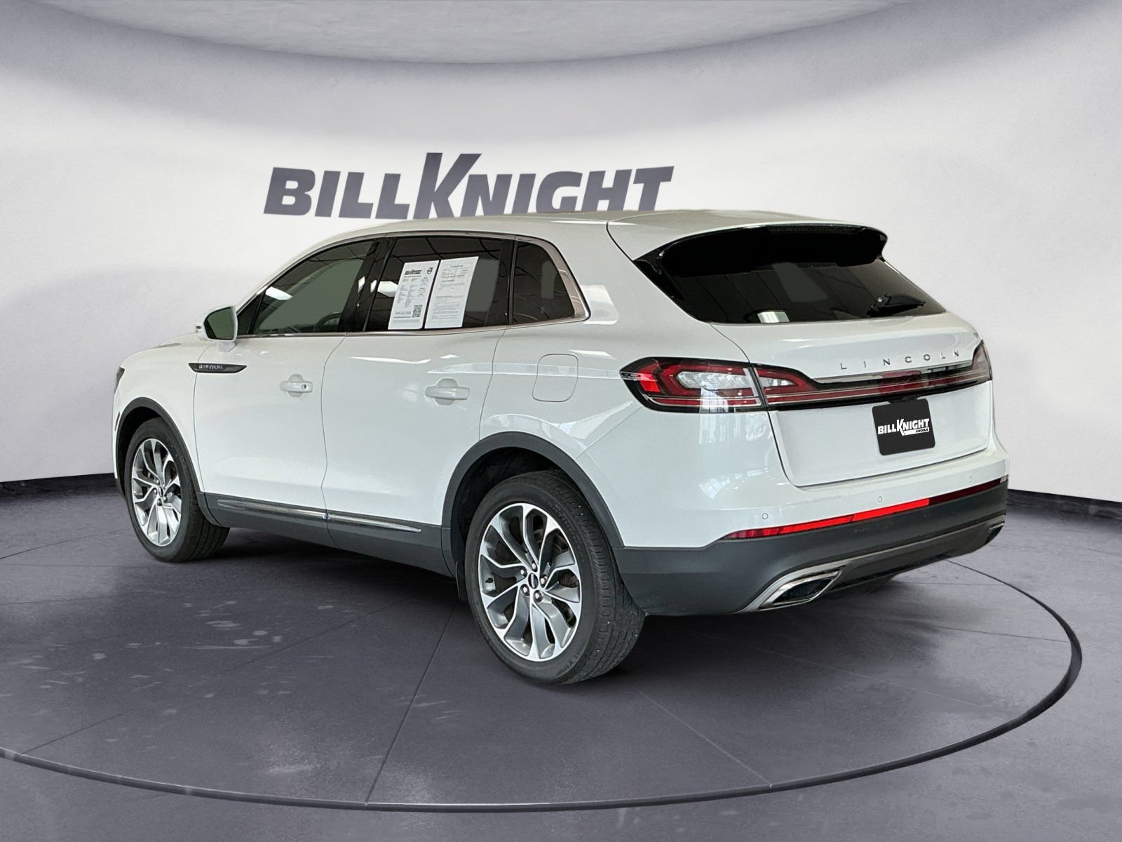 Certified 2023 Lincoln Nautilus Reserve AWD/4WD image 3