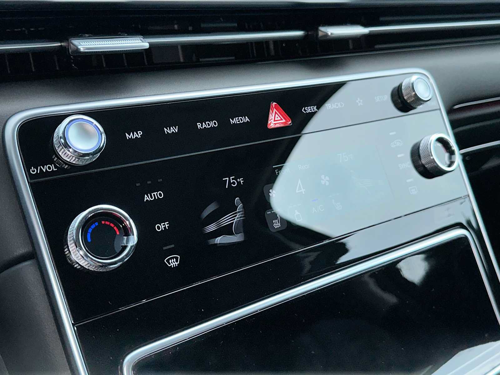 New 2026 Genesis GV80 2.5T RWD image 19