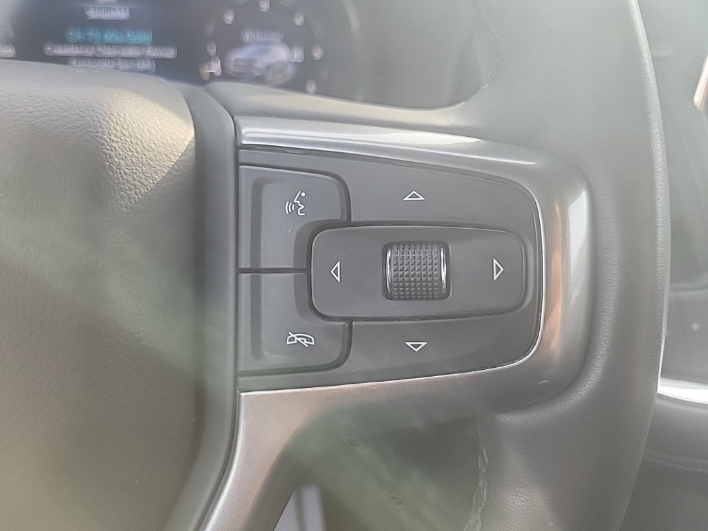 Used 2024 Chevrolet Suburban Z71 w/ Luxury Package image 13