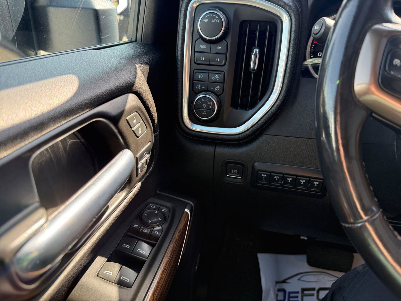 Used 2022 Chevrolet Silverado 3500 High Country w/ Safety Package II AWD/4WD image 17
