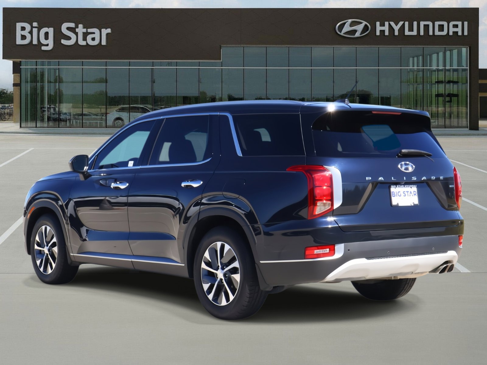Used 2022 Hyundai Palisade SEL image 3
