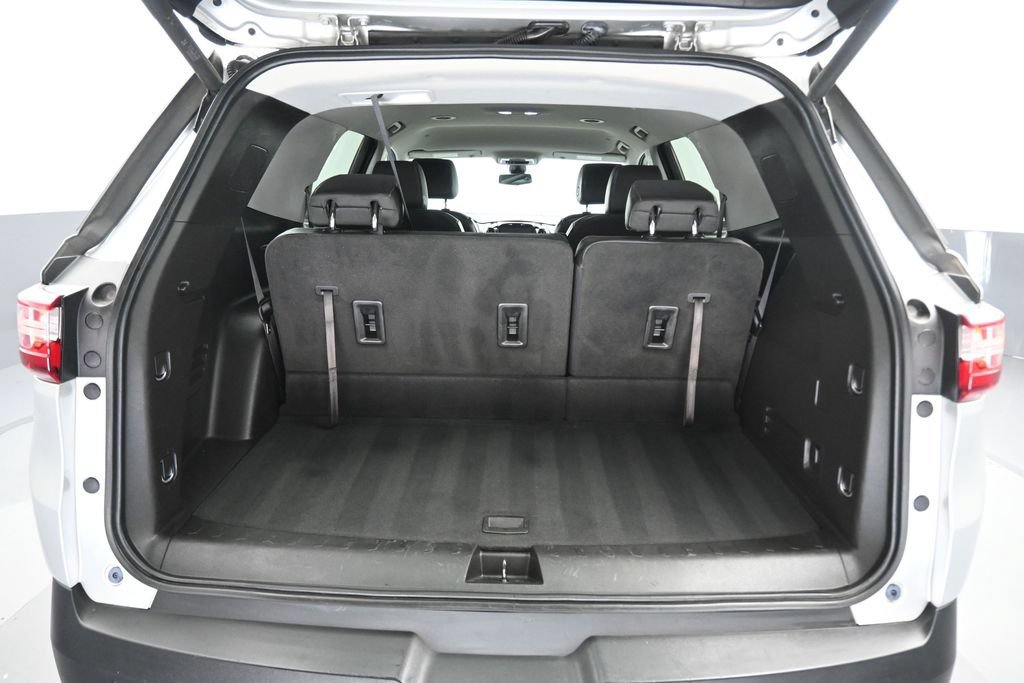 Used 2019 Chevrolet Traverse LT w/ LT Premium Package AWD/4WD image 55