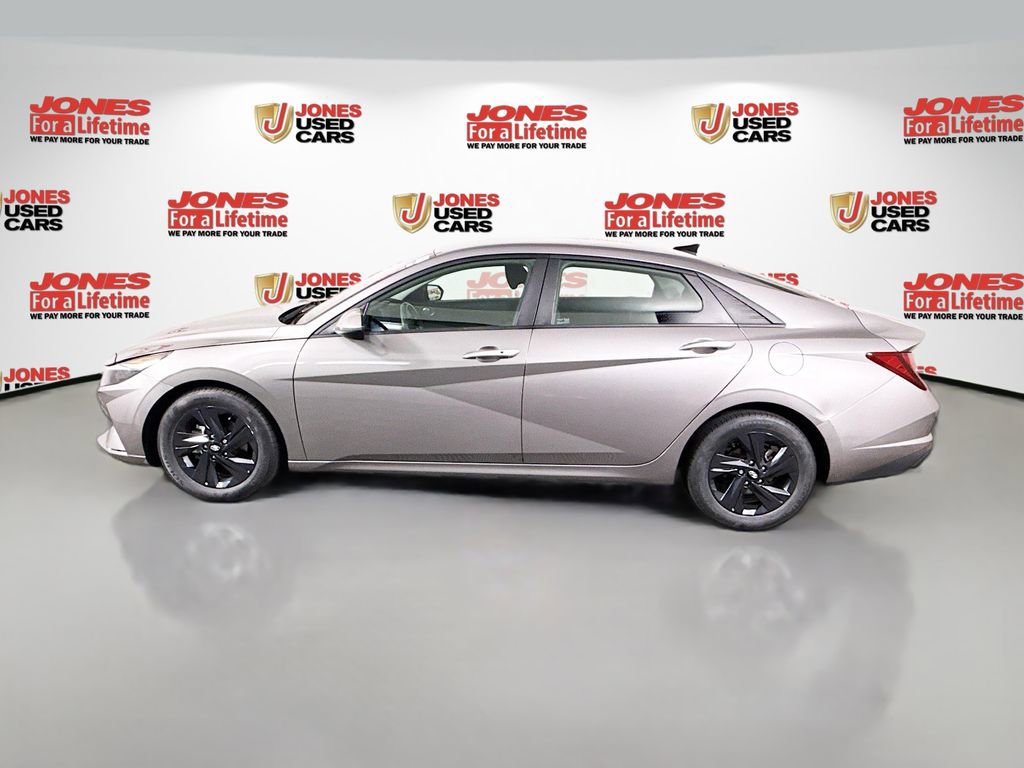 Certified 2021 Hyundai Elantra SEL FWD image 13
