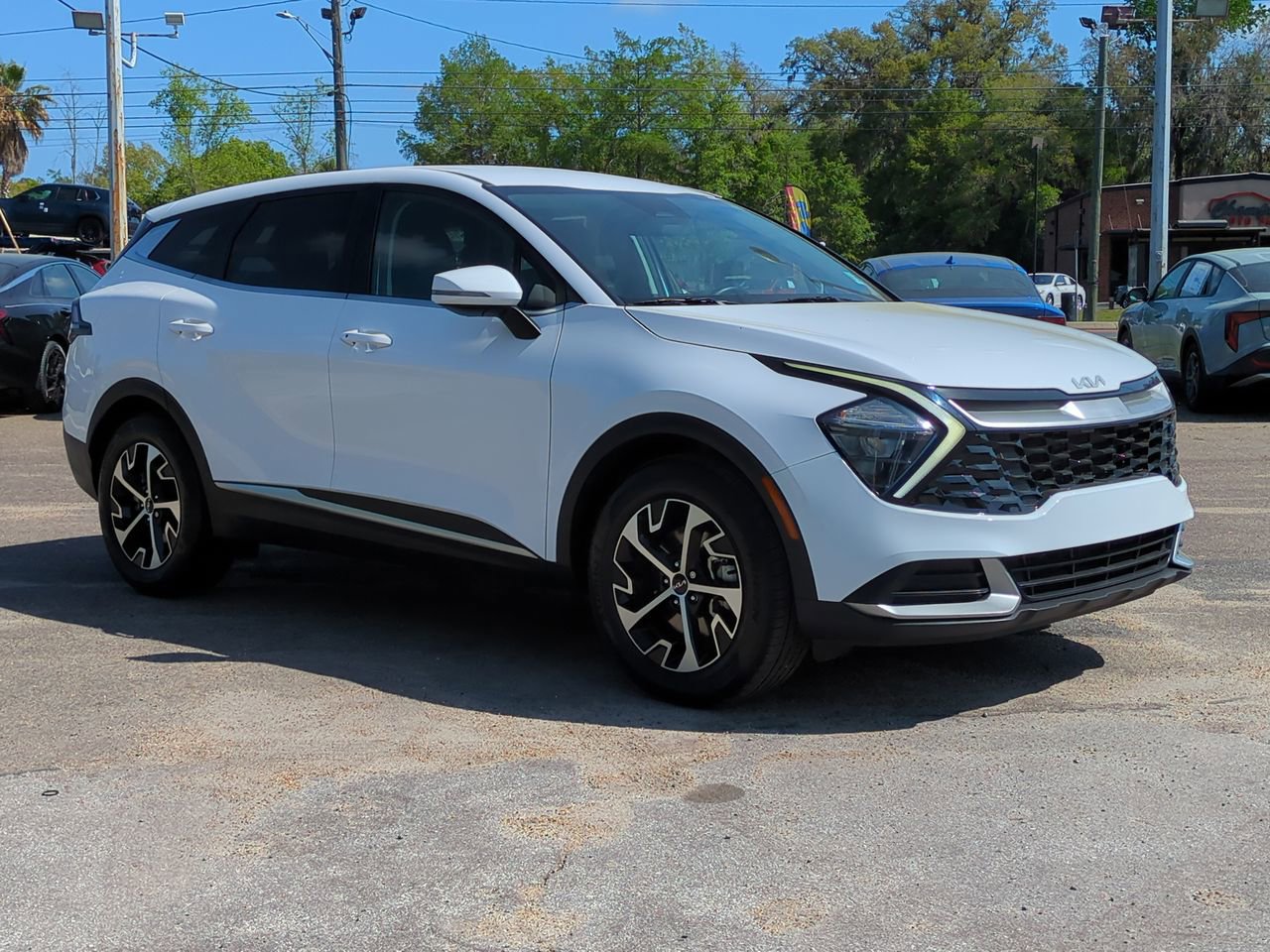 Certified 2023 Kia Sportage EX FWD image 3