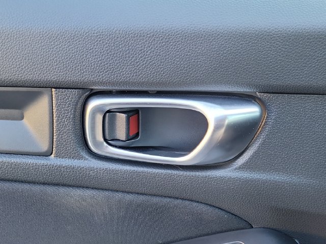 Used 2025 Honda Civic LX image 17