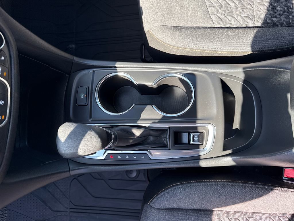 Certified 2024 Chevrolet Equinox LT w/ LPO, Floor Liner Package AWD/4WD image 19