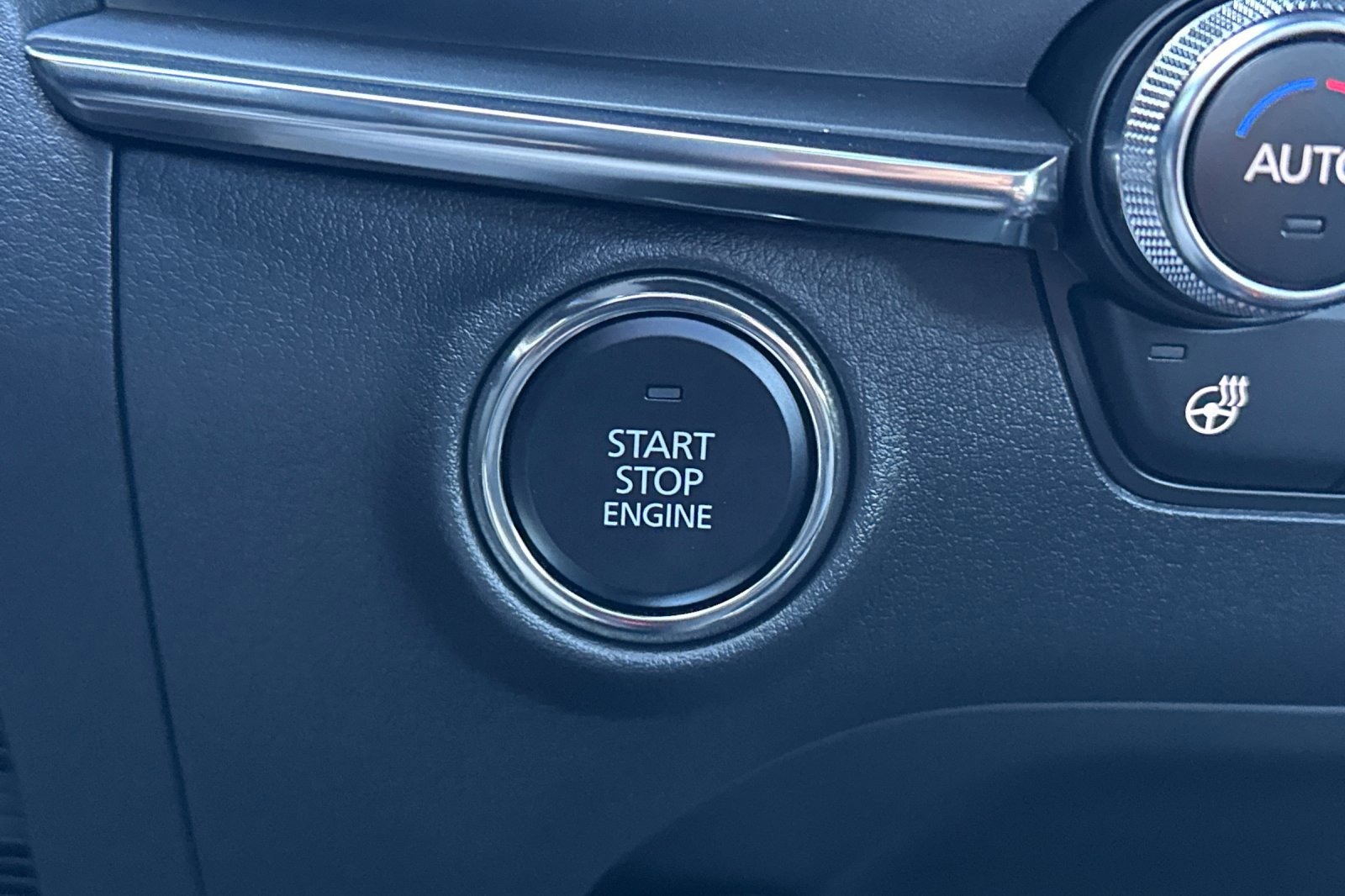 New 2026 MAZDA MAZDA3 Hatchback w/Premium Plus Pkg image 26