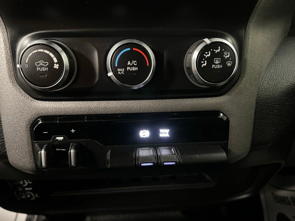 Used 2022 RAM 2500 Tradesman w/ Chrome Appearance Group image 38