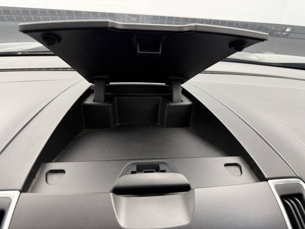 Used 2017 Ford Edge Titanium w/ Equipment Group 301A image 32