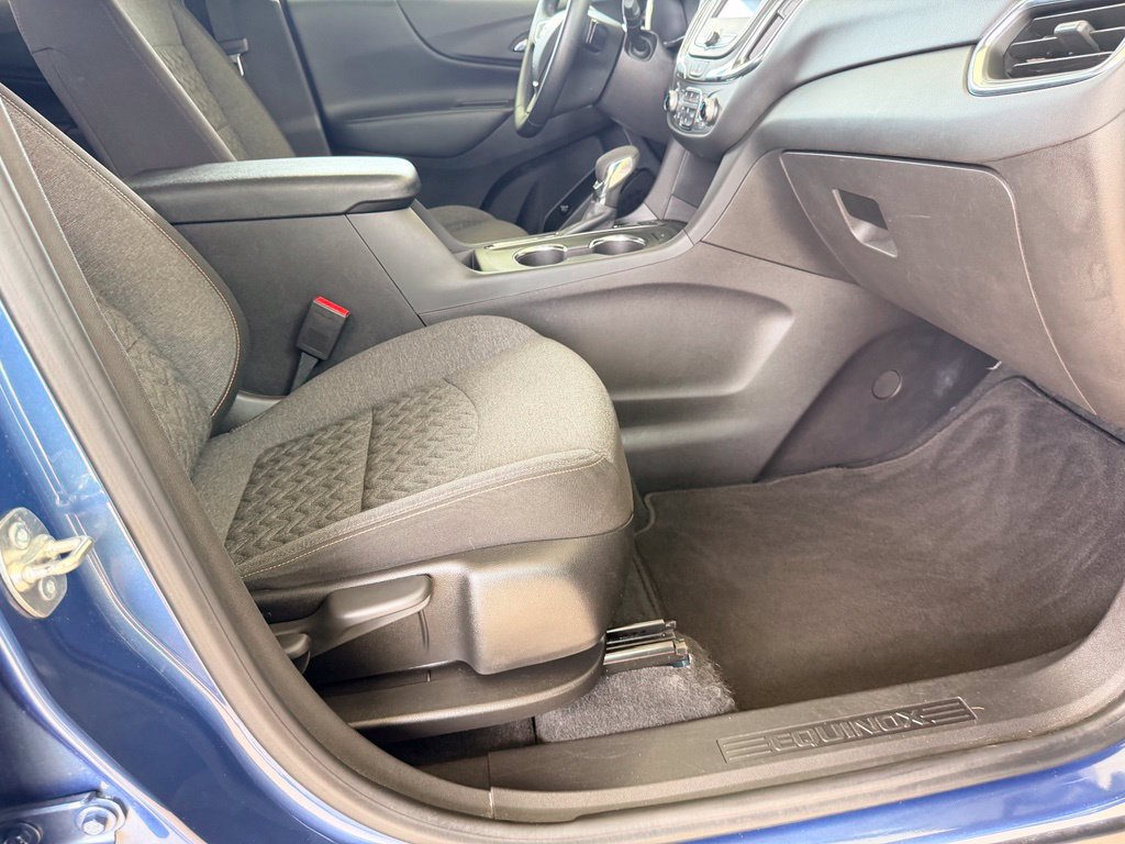 Used 2024 Chevrolet Equinox LT AWD/4WD image 38