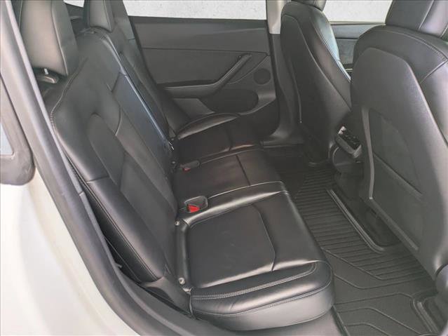 Used 2022 Tesla Model Y Performance image 18