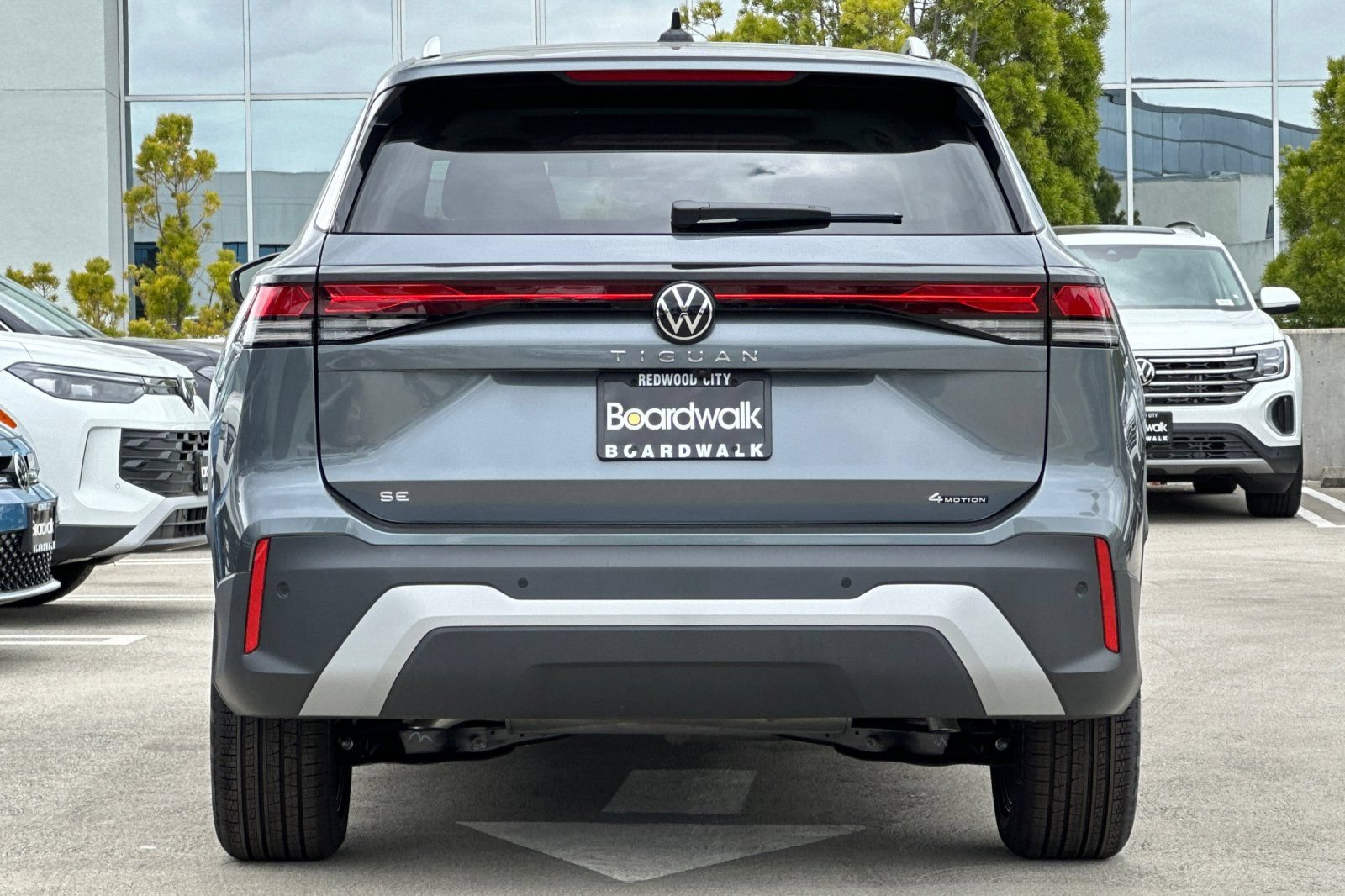 New 2026 Volkswagen Tiguan SE AWD/4WD image 5