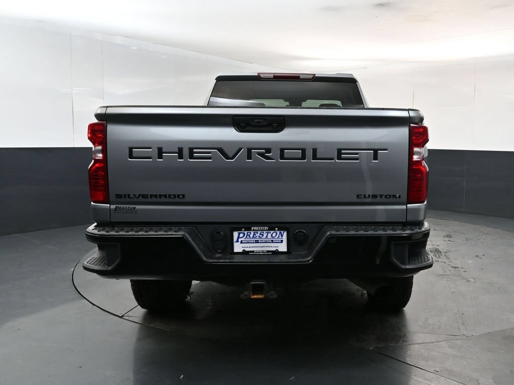 Used 2026 Chevrolet Silverado 2500 Custom w/ Custom Convenience Package AWD/4WD image 4