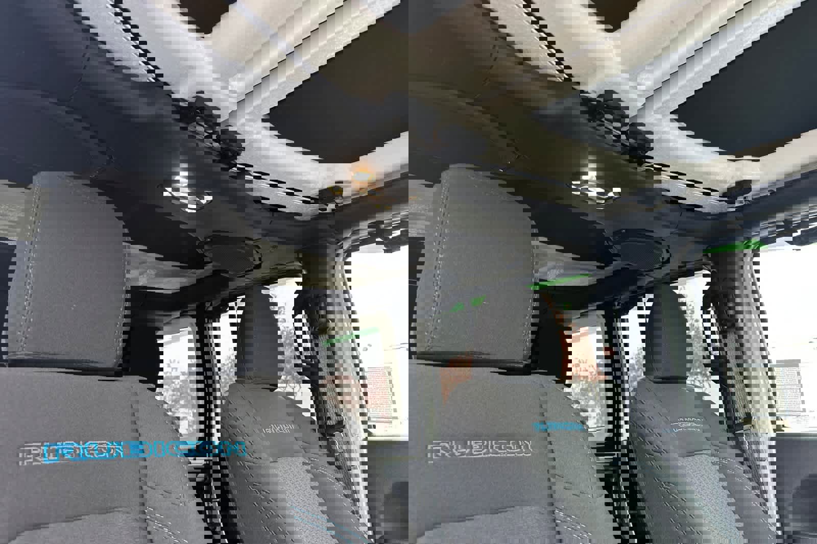 Used 2023 Jeep Wrangler Unlimited Rubicon 4xe w/ Steel Bumper Group image 18