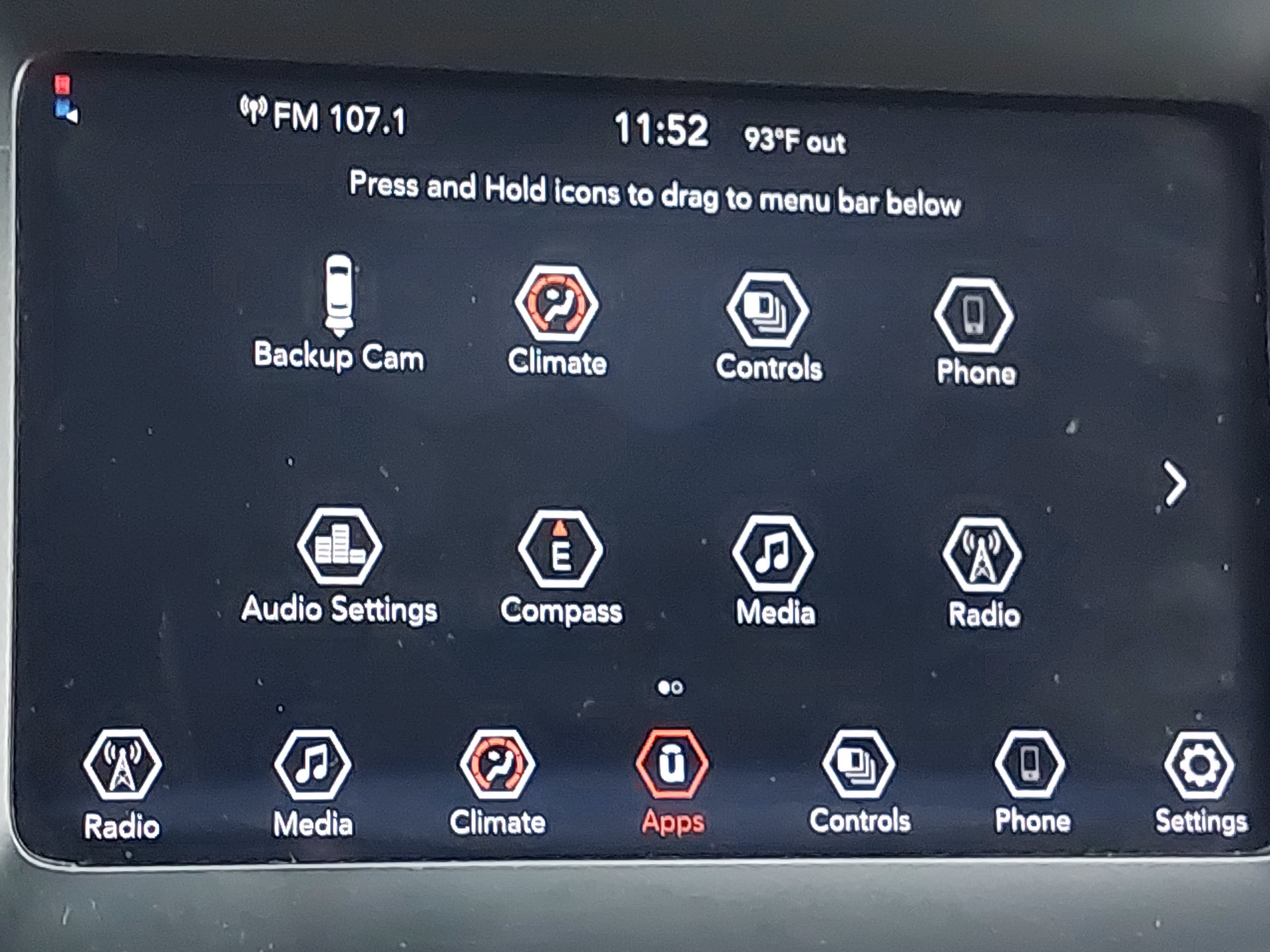Used 2021 Jeep Cherokee Latitude FWD image 23