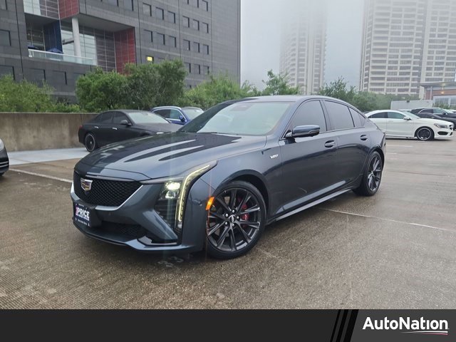 Used 2025 Cadillac CT5 V RWD image 1