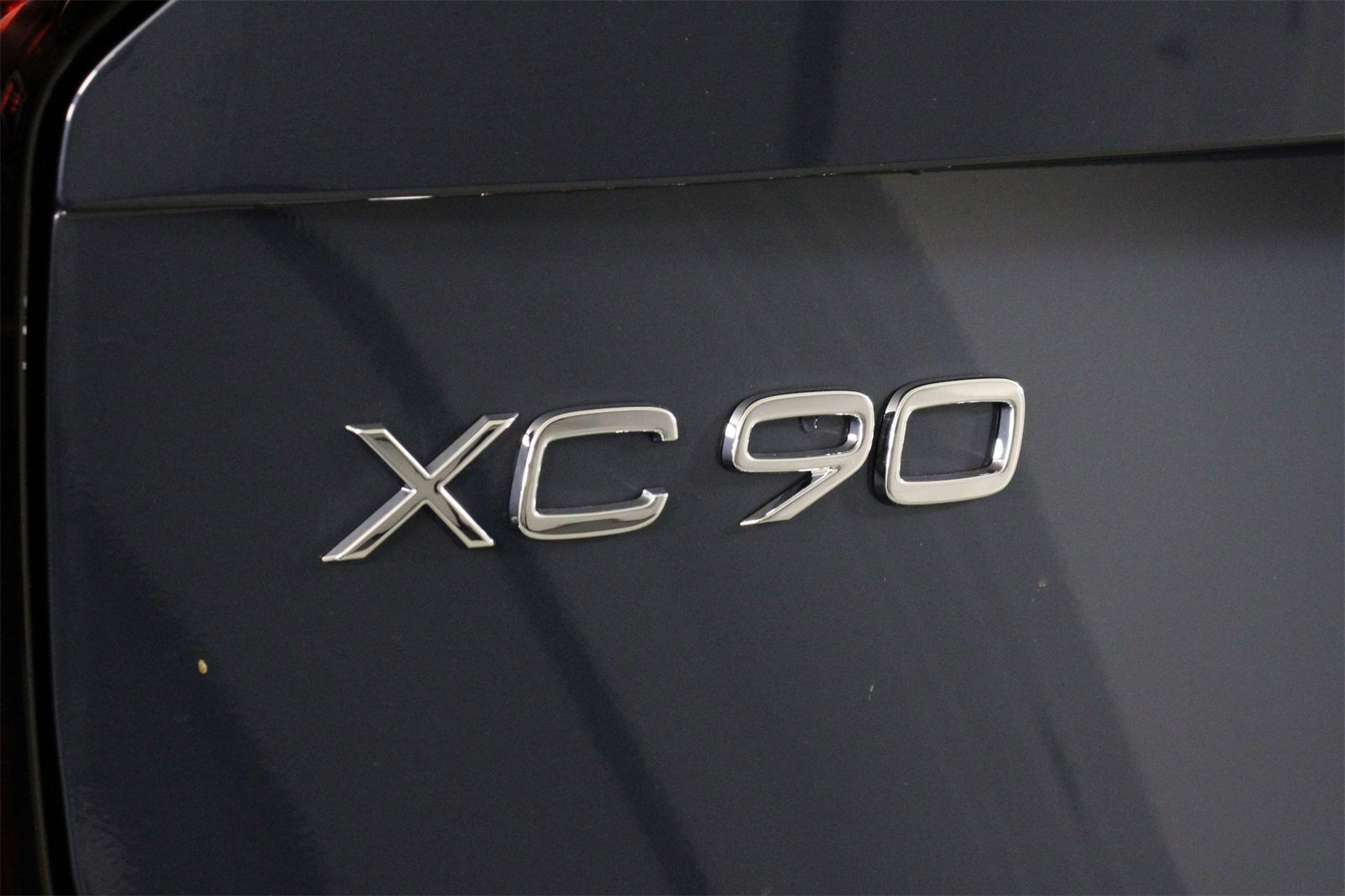 New 2026 Volvo XC90 T8 Core image 16