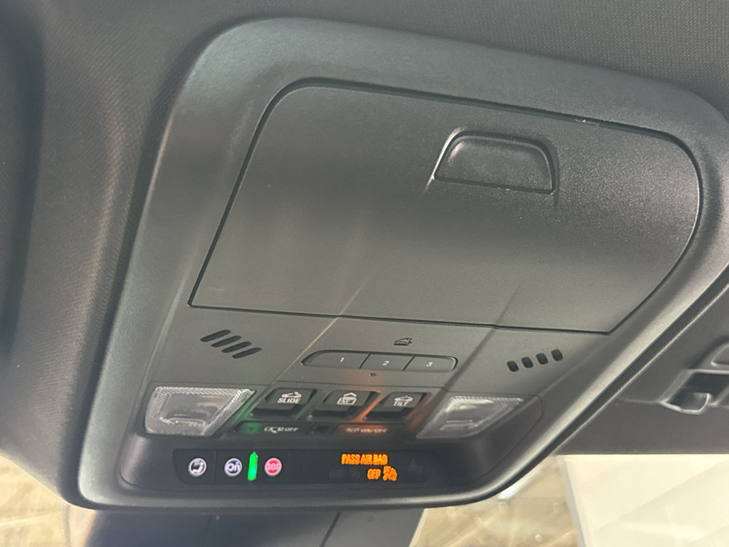 Used 2024 Cadillac XT4 Sport AWD/4WD image 34