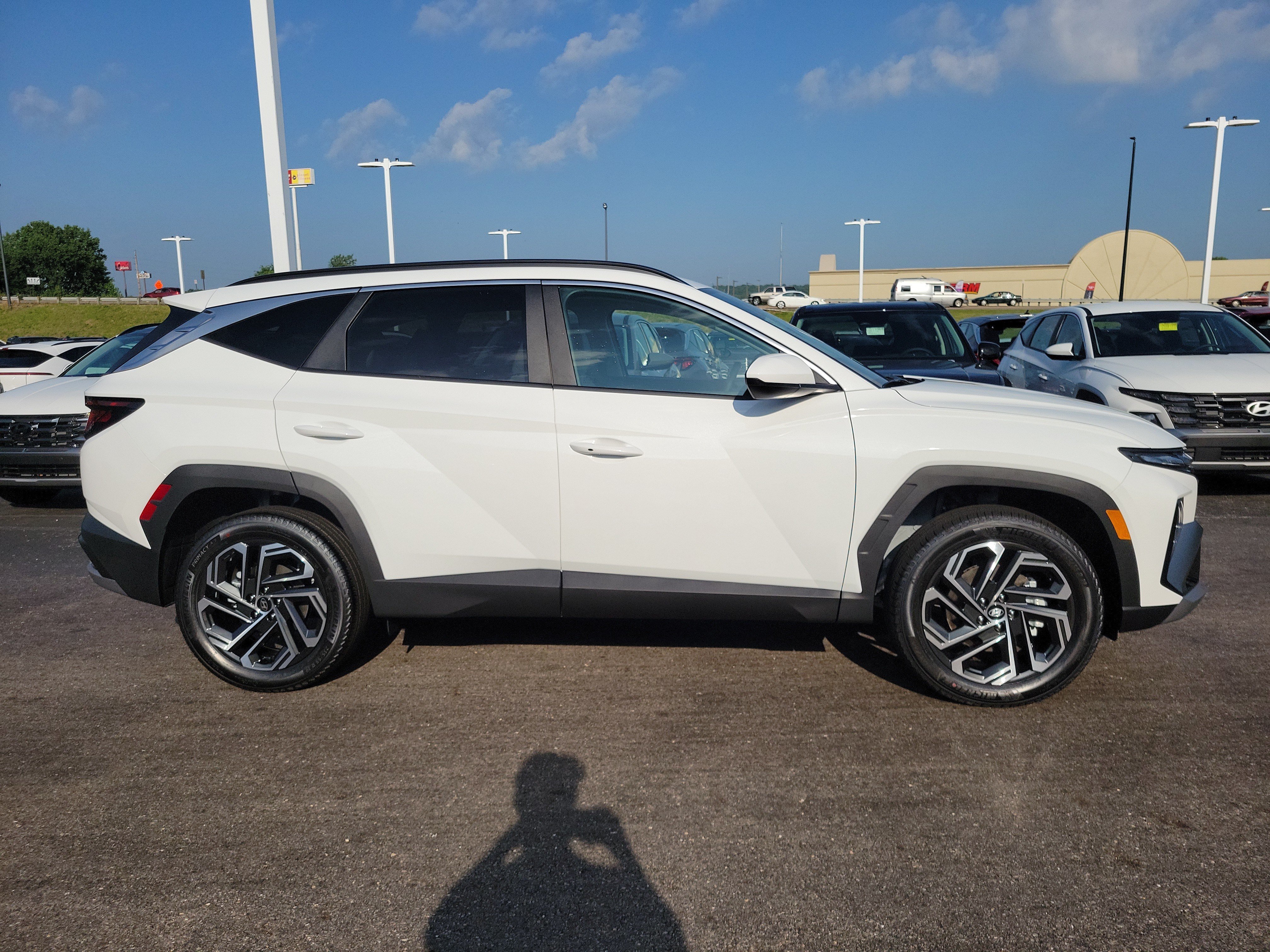 New 2026 Hyundai Tucson SEL Plus AWD/4WD image 3