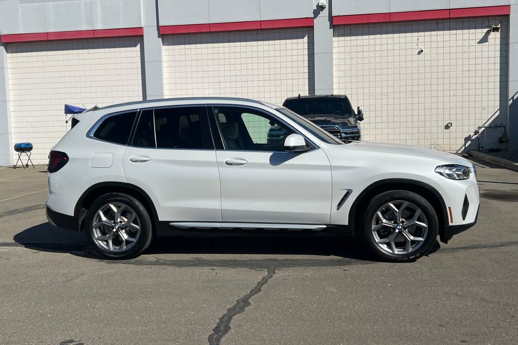 Used 2022 BMW X3 sDrive30i image 3