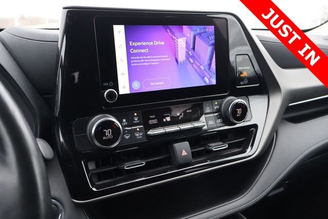 Used 2023 Toyota Highlander LE image 28