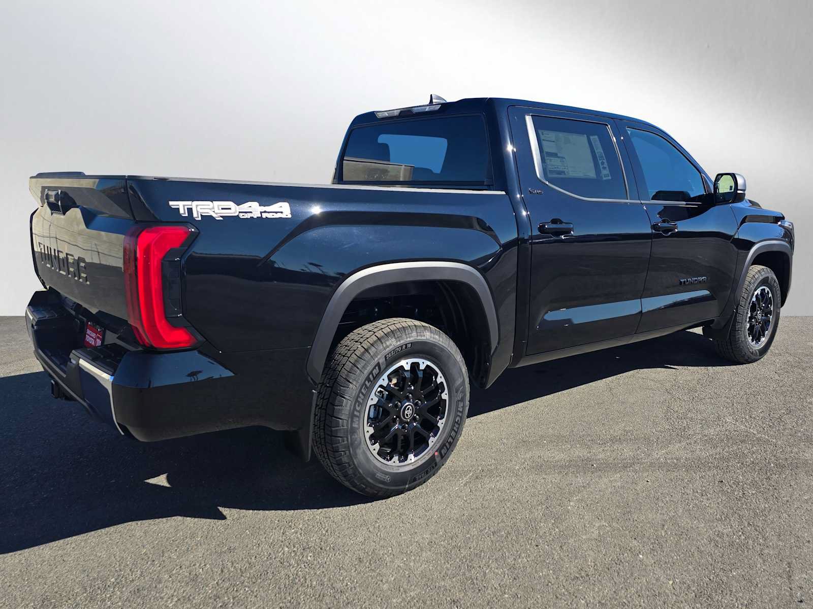 New 2026 Toyota Tundra SR5 AWD/4WD image 3