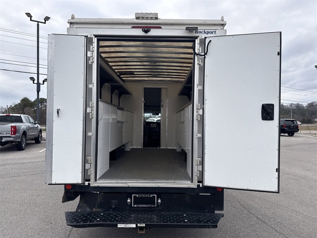 Used 2023 Chevrolet Express 3500 w/ Power Convenience Package image 31