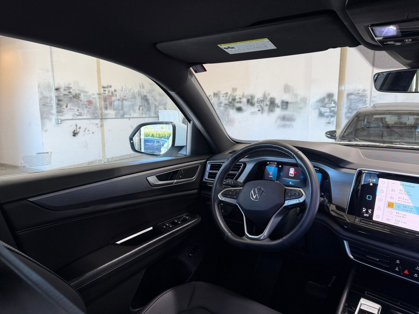 Used 2025 Volkswagen Atlas Cross Sport SE image 34