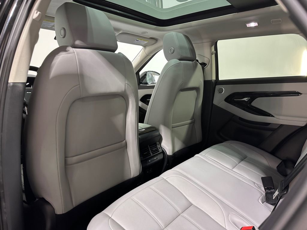 Used 2025 Land Rover Range Rover Evoque S AWD/4WD image 19