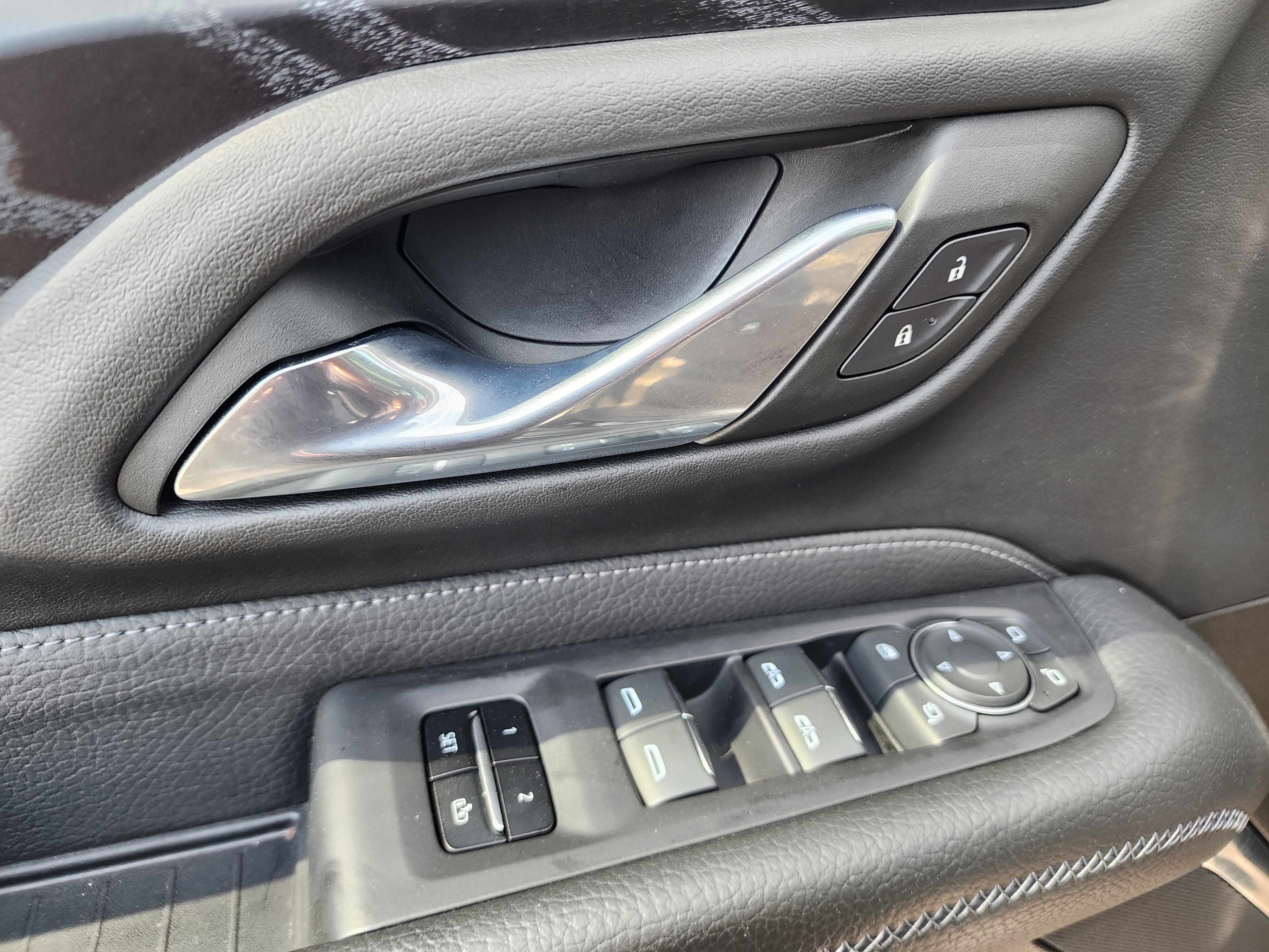 Used 2023 GMC Yukon Denali image 26