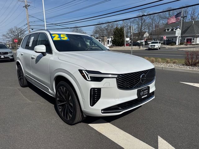 Certified 2025 Volvo XC90 B5 Plus image 6