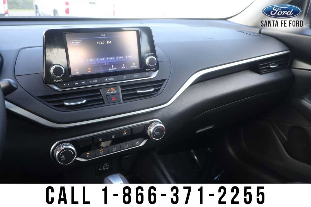 Used 2024 Nissan Altima 2.5 S FWD image 32