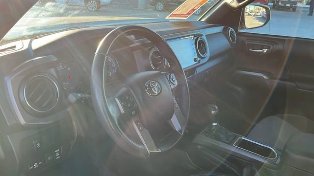 Used 2023 Toyota Tacoma 4x4 Double Cab image 16