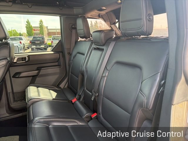 Used 2025 Ford Bronco Outer Banks AWD/4WD image 23